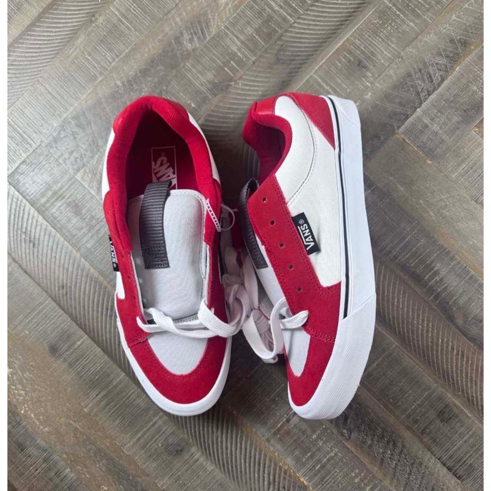 Vans Low Top Skate Shoes Red White Canvas Suede Mens 11.5 1721356 NEW